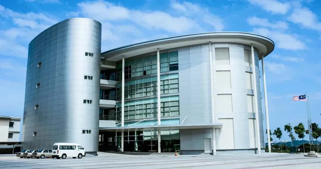 جامعة ملتيميديا (MMU)
