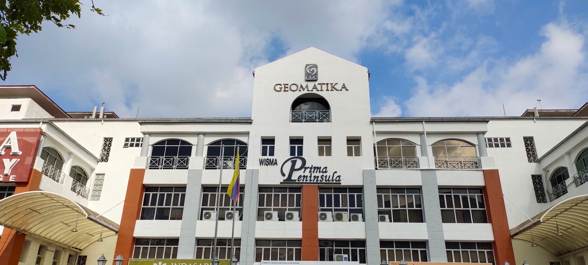 Universiti Geomatika Malaysia (UGM)